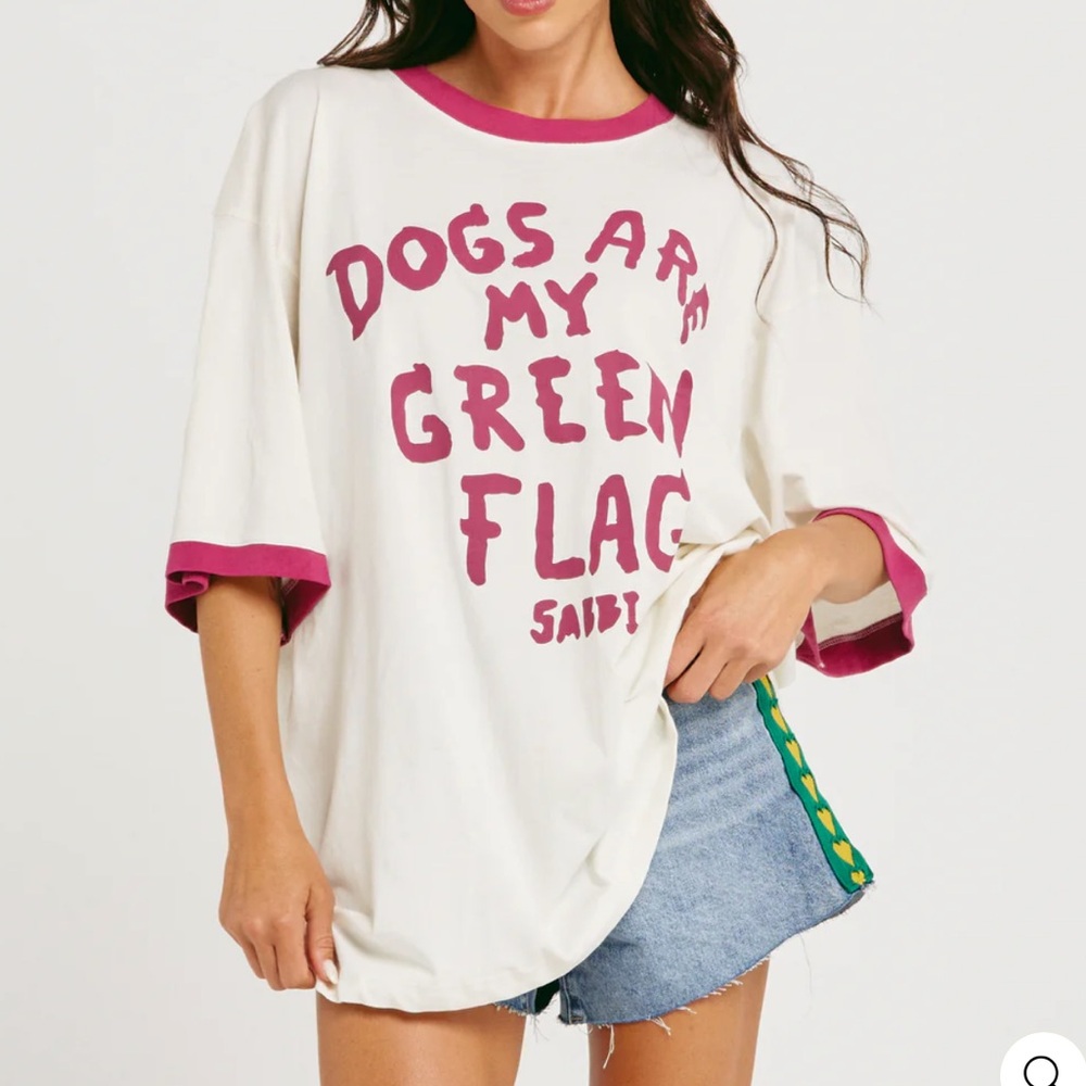 Sabbi Dogs are my green flag tee